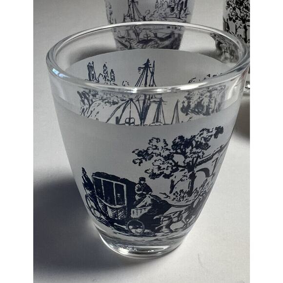 Shot Glasses 4 Vintage Scene 1 Red 3 Black on Clear Glass Horse Carriage Harbor - Picture 5 of 7